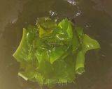 Foto langkah ke 2 dari resep Miso Soup.