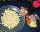 Foto langkah ke 1 dari resep Oseng Ayam Suwir.