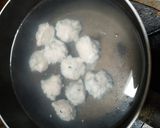 Foto langkah ke 5 dari resep Bakso tenggiri tanpa tepung.