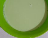 Foto langkah ke 2 dari resep Bubur Sumsum Daun Pandan.