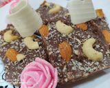 A picture of step 4 of Yummy dry fruits chocolates.