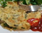 A picture of step 4 of Wild mushroom omelette with cilantro.