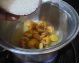 A picture of step 3 of Khubani ka meetha.