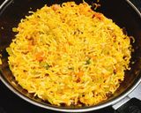 મેગી ભાખરી 🍕(maggi bhakhri recipe in Gujarati) રેસીપી સ્ટેપ2ફોટો
