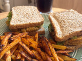 Hamburguesas de lentejas con papas caseras