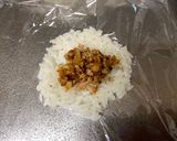 A picture of step 2 of Coriander Sticky Rice Ball.
