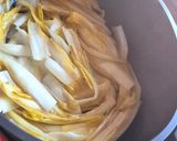 Une image de l'étape 2 de Tarte tatin aux endives du nord au fromage Mont des Cats 😀.