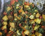 सोया मेथी आलू गाजर की सब्जी (soya methi aloo gajar ki sabzi recipe in Hindi) रेसिपी चरण 3 फोटो