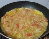 Foto langkah ke 2 dari resep Dadar macroni mozarella.