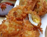 Foto langkah ke 5 dari resep Telur Berselimut Kentang.