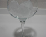 Foto del paso 2 de la receta: Gin tonic afrodisiaco