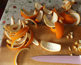 Foto del paso 1 de la receta: Bastoncitos de cáscara de naranja confitados (abrillantadaos)