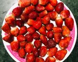 A picture of step 1 of Go-to-Strawberries.
