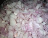 A picture of step 1 of Thai nuea kae (mutton).