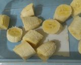 Foto langkah ke 1 dari resep Smoothies pisang yoghurt.