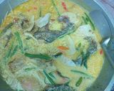 Foto langkah ke 3 dari resep Gulai Kepala Kakap Pete.