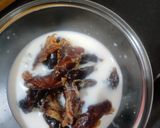 A picture of step 1 of Khajoor coconut peda.