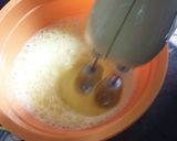 Foto langkah ke 2 dari resep Bolu karamel/ Bolu sarang semut.