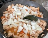 A picture of step 7 of Chinese-Filipino Tomato Chicken (Kamatis Kway).