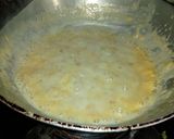 A picture of step 1 of Mawa gond pak burfi.