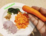 A picture of step 1 of Fulkobichi Rassa Bhaji (cauliflower curry).