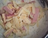 Foto del paso 3 de la receta: Salsa blanca con jamón y muzza