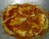 Foto langkah ke 6 dari resep Semur Telur Dadar Pedas.
