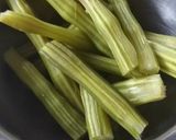 સરગવા નું બેસન વાળું શાક (Saragva Besan Shak Recipe In Gujarati) રેસીપી સ્ટેપ1ફોટો