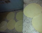A picture of step 3 of Tumeric chapati# author Marathon #.