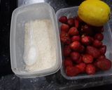 Foto langkah ke 1 dari resep Selai Strawberry.