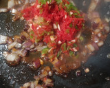 Foto del paso 3 de la receta: Guiso de lubina con marisco