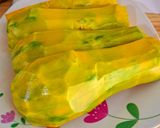 Hình bước làm 1 của món Bí đỏ xào tỏi