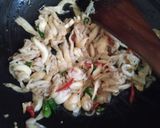 Foto langkah ke 3 dari resep Jamur Tiram Lada Hitam.