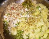 A picture of step 1 of Falhari vada.