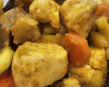 Foto del paso 6 de la receta: Salteado de pollo con calabacín, berenjena y zanahorias al curry