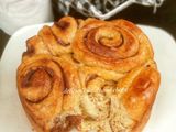 Cinnamon Roll Bread