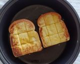 รูปขั้นตอนการทำที่ 2 ของ Toast โทสโฮมเมด 2 รส