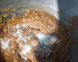 A picture of step 3 of Besan Ka halwa.