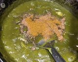 A picture of step 3 of Aaloo in Palak Gravy.