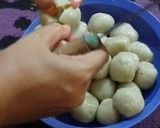 Foto langkah ke 5 dari resep Bakso Goreng Mekar.