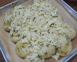 Foto langkah ke 8 dari resep Cheese Garlic Bread (tanpa ulen).