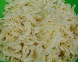 A picture of step 1 of Chicken veggies macroni.