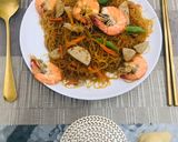 Foto langkah ke 4 dari resep Bihun Goreng sayur Udang Bakso.