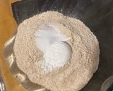 Foto del paso 2 de la receta: Muffins de banana rellenos de mantequilla de maní