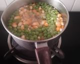 A picture of step 1 of Paneer Jalfrezi with Aloo Kulcha.
