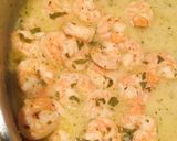 A picture of step 7 of Shrimp Scampi.