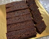 Gambar langkah 8 resipi Kek Gula Hangus / Sarang Semut.