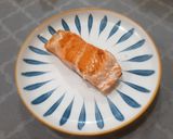 Foto langkah ke 3 dari resep 681. Pan Fried Salmon.