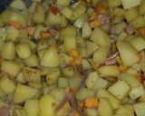 A picture of step 5 of Stir fry potatoes with vegies.