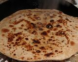 A picture of step 10 of Potato Paratha.